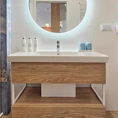 Holidayhomepl Bel Mare F540 Z Osobna Sypialnia I Balkonem 아파트 미엥지즈드로예